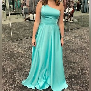 David’s bridal Bridesmaid/ formal dress